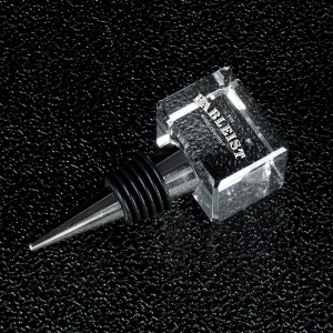Camilla Wine Stopper