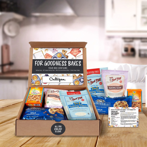 For Goodness Bakes Baking Gift Kit – Ghirardelli Chips, Bob's Red Mill Flour & Brown Sugar Cubes